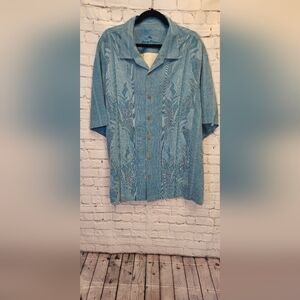 Tommy Bahama Light Blue Casual Button Down Shirt